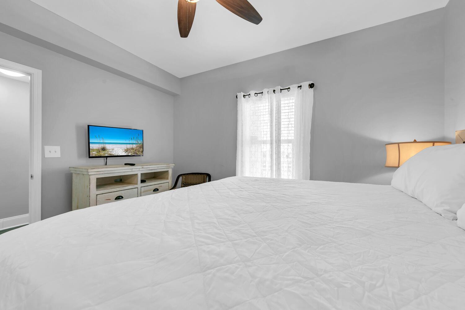 Laketown Wharf 1235